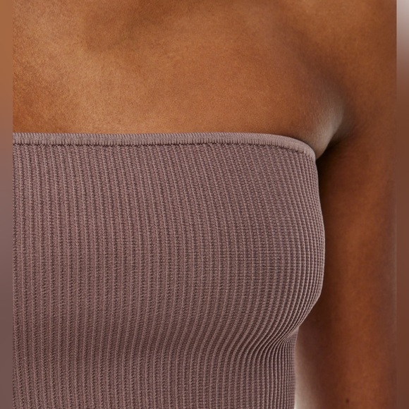 NWT Aritzia Babaton Sculpt Knit Savvy Tube Top - Picture 6 of 13